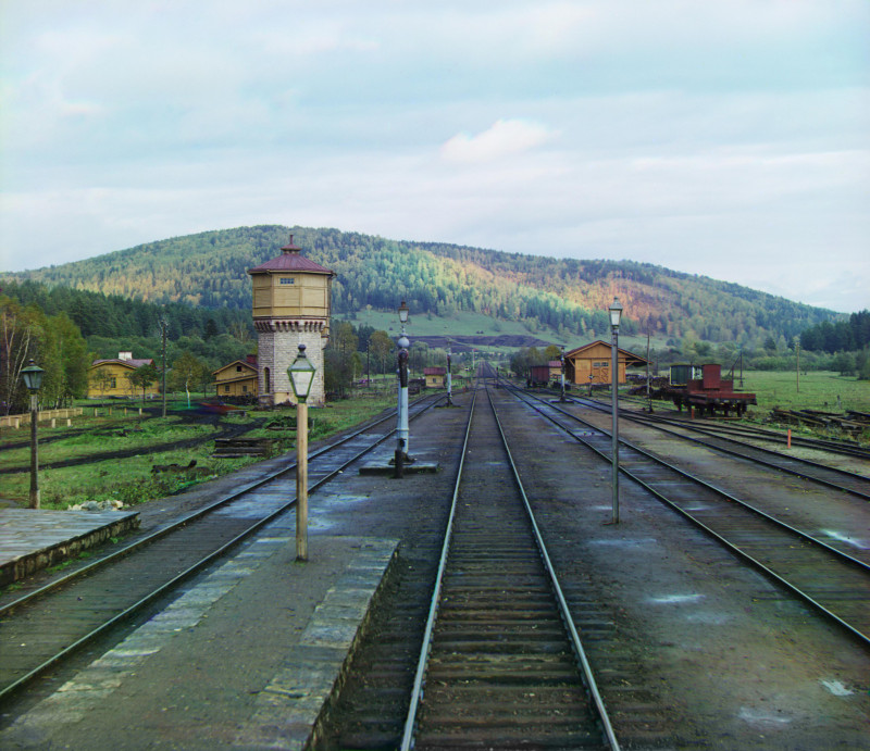 Вид с задней площадки у станции Симская Самарско-Златоустовской железной дороги