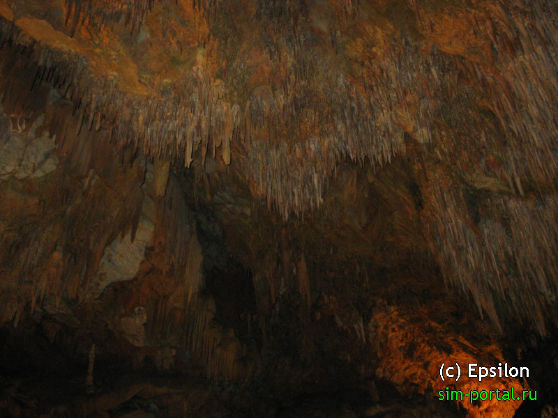 Потолок пещеры Дамлаташ
